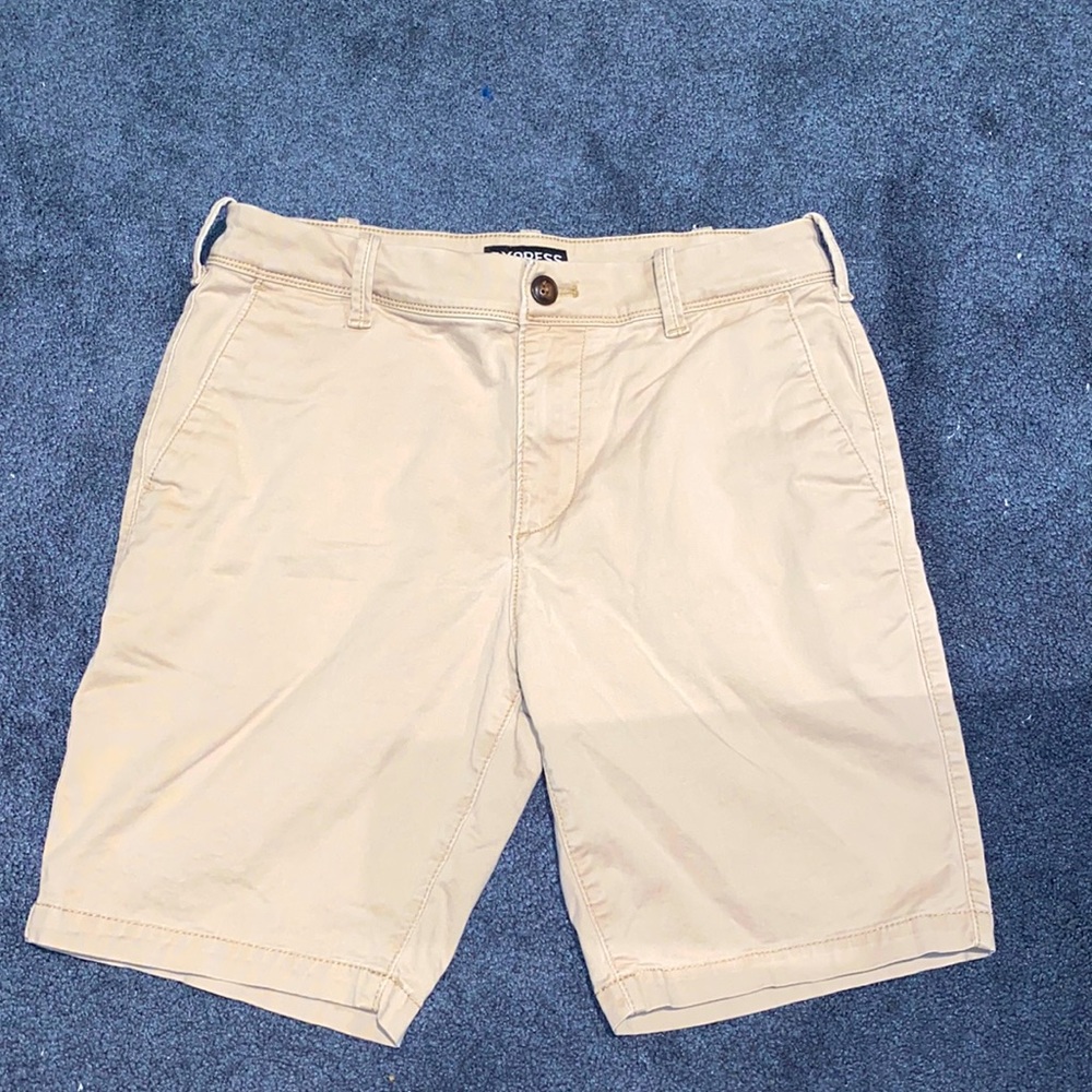 Express Men’s Beige Chino Shorts